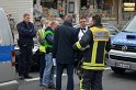 Attentat auf Fr Reker Koeln Braunsfeld Aachenerstr Wochenmarkt P38